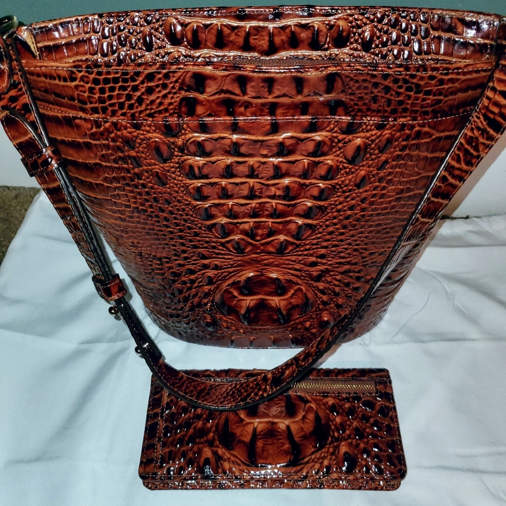 Brahmin Pecan Melbourne Quinn w/ Addy Wallet